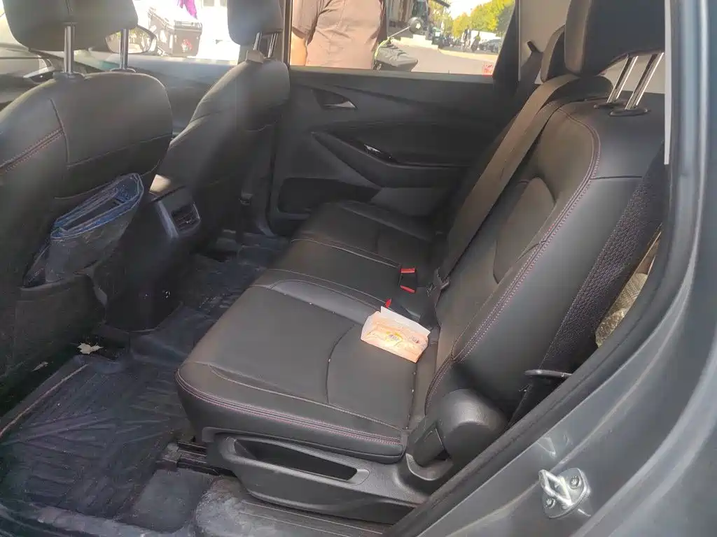 Chevrolet Volando — миниатюра 13