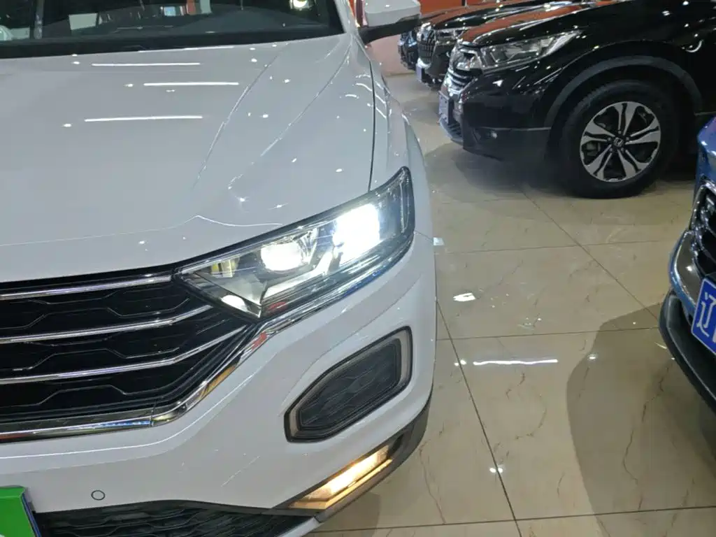 Volkswagen T-Roc — миниатюра 24