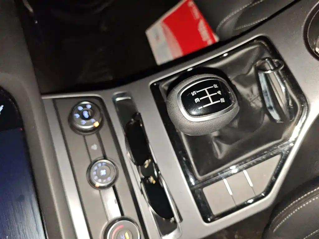 Geely Emgrand 2020 1.5L MT Comfort