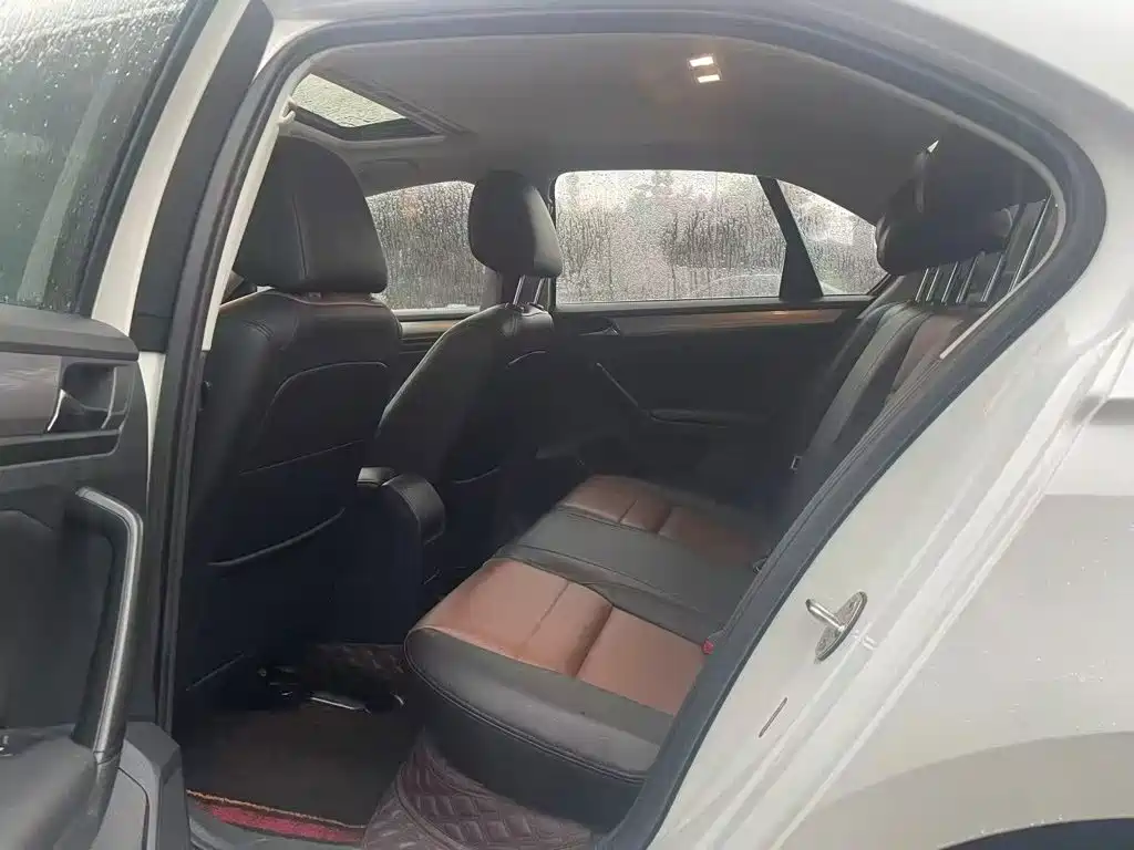 Volkswagen Bora — миниатюра 17