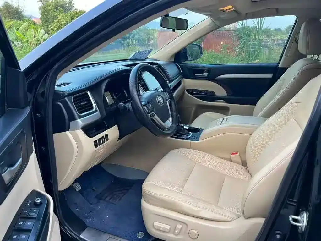 Toyota Highlander — миниатюра 3
