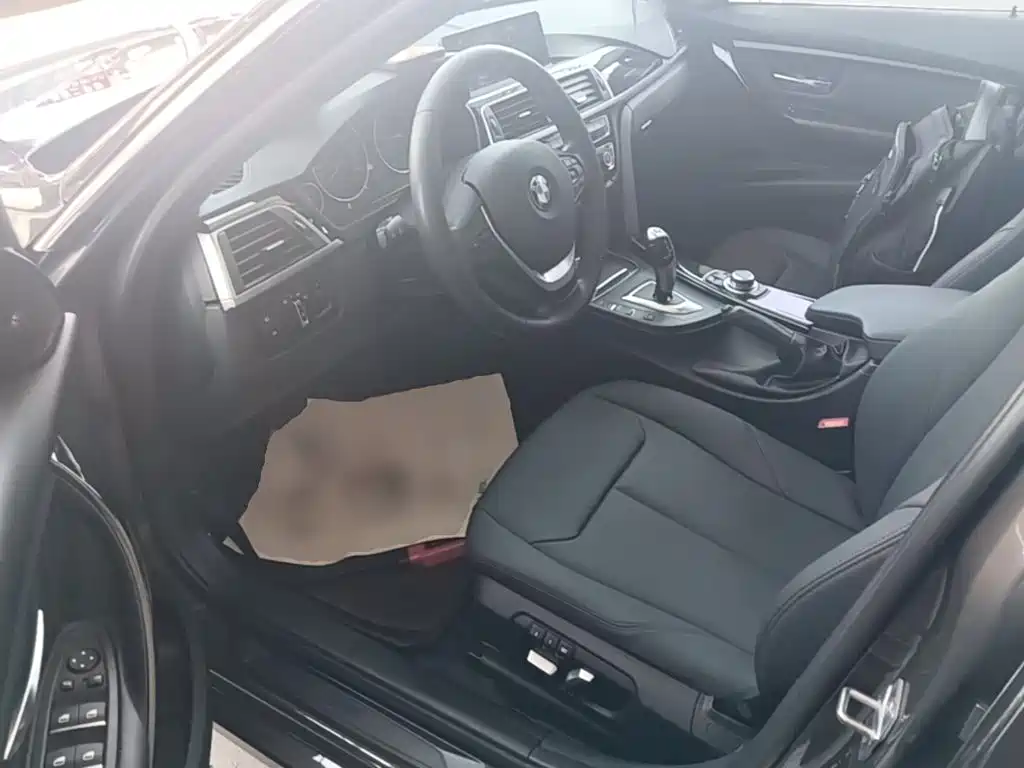 BMW 3 Series — миниатюра 16