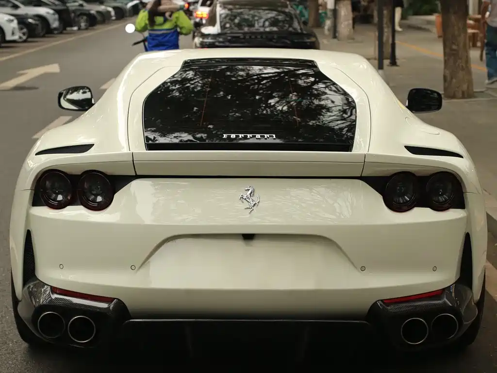 Ferrari 812 2017 6.5L Superfast