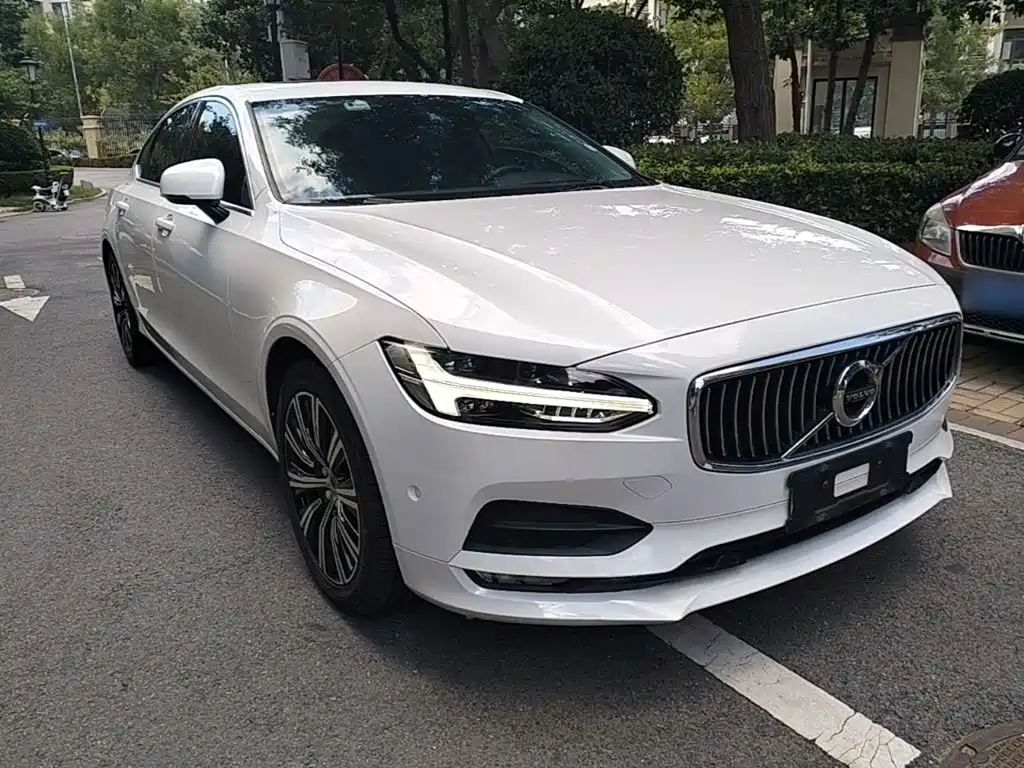 Volvo S90 — миниатюра 4