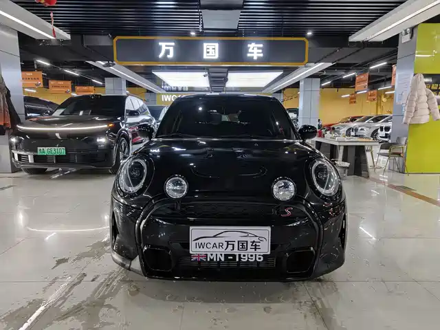 MINI 