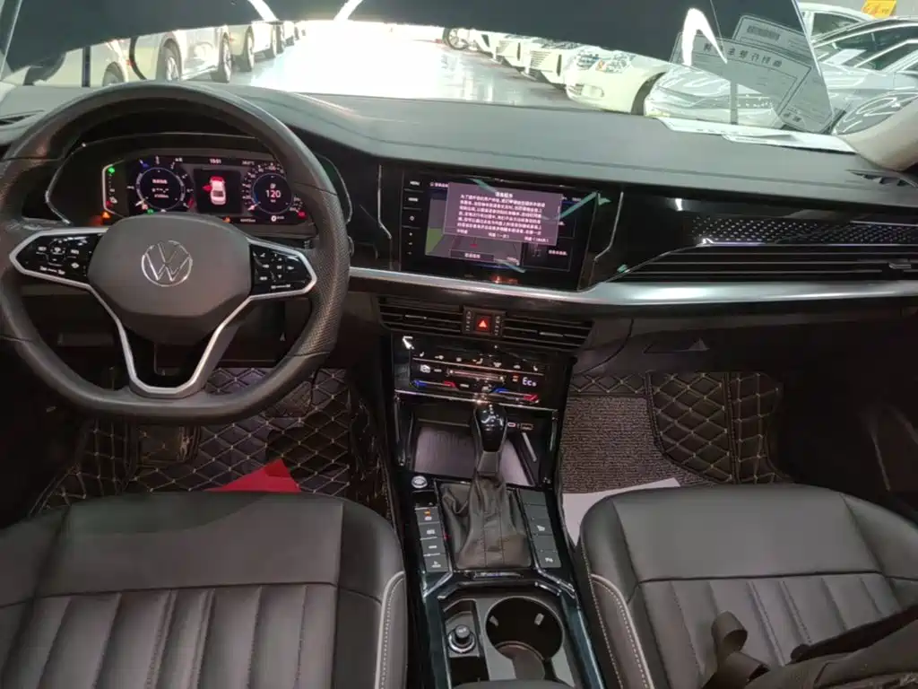 Volkswagen Passat PHEV — миниатюра 13