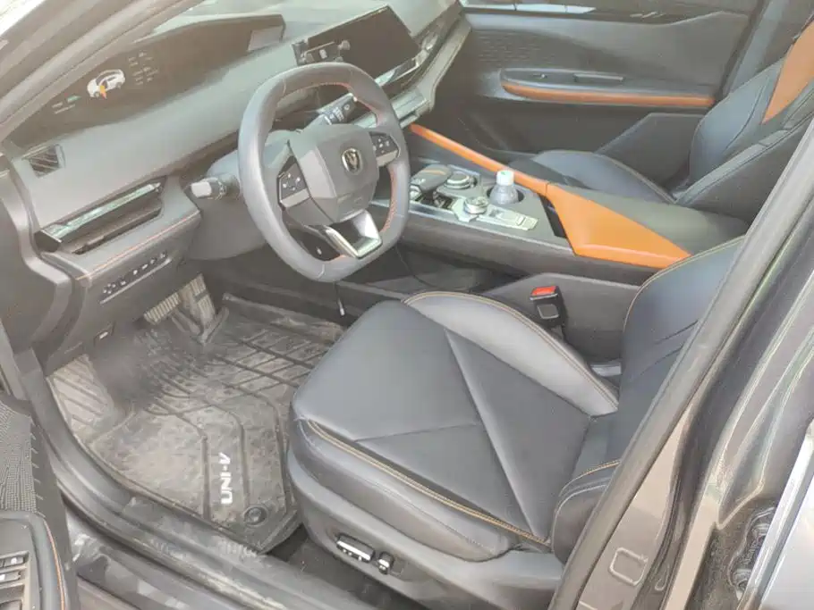 Changan UNI-V iDD — миниатюра 9
