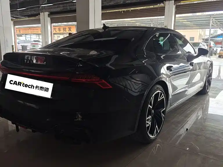 Audi A7L — миниатюра 8