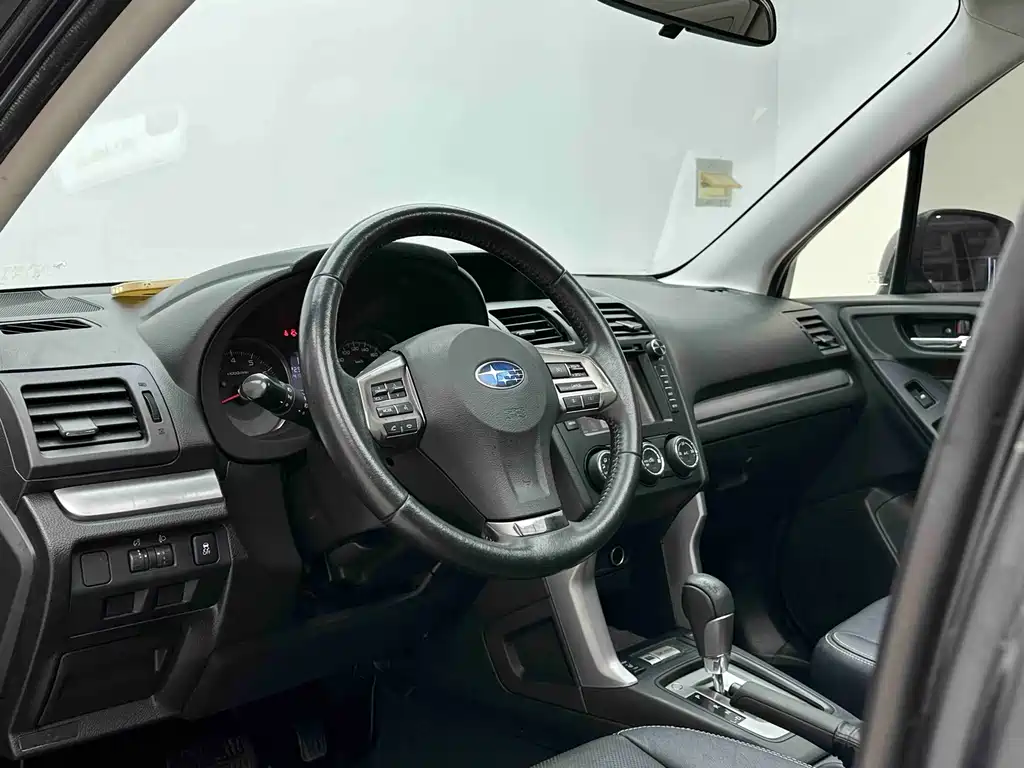 Subaru Forester — миниатюра 8