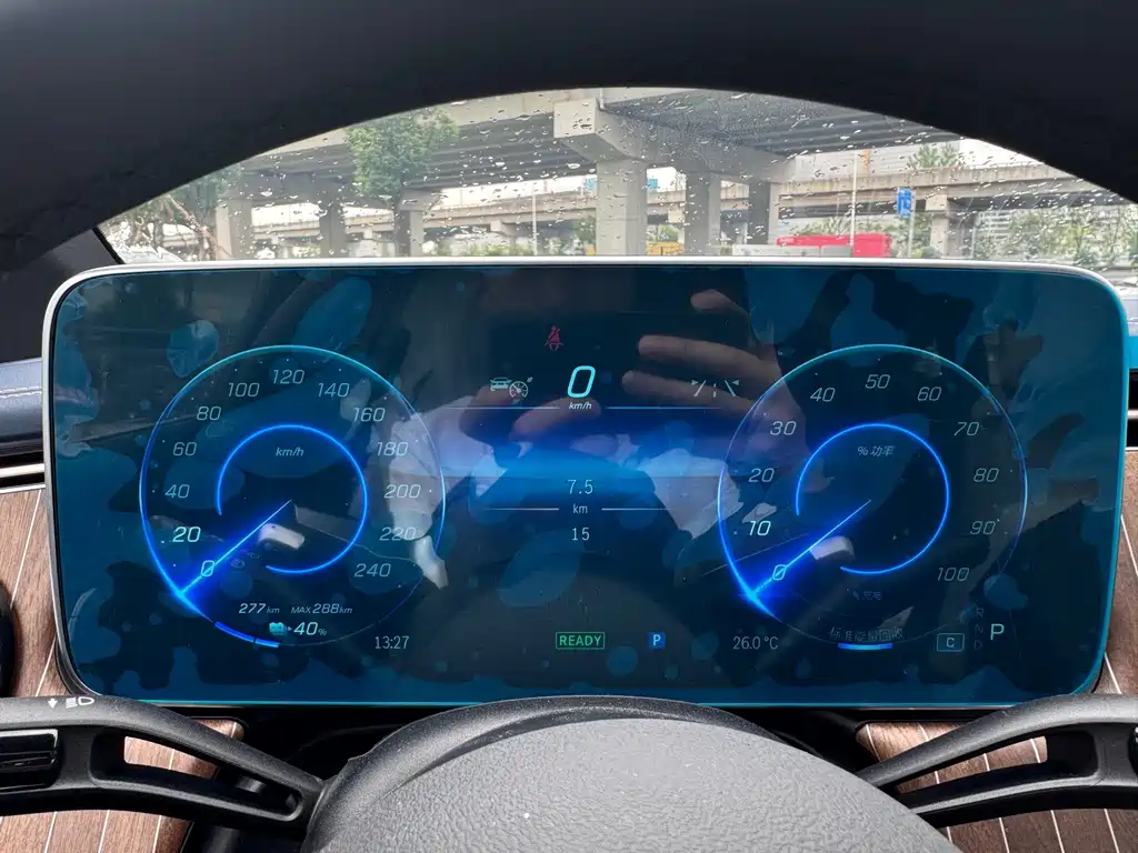Mercedes-Benz EQE — миниатюра 2