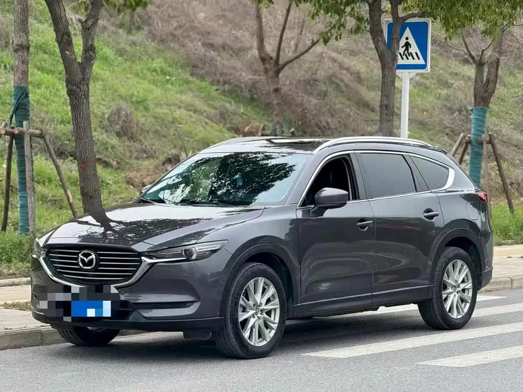 MAZDA CX 8