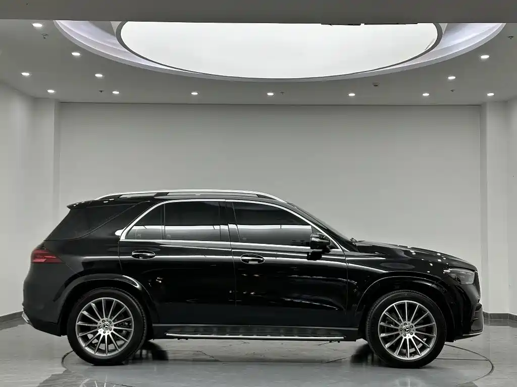 Mercedes-Benz GLE (Import) — миниатюра 4