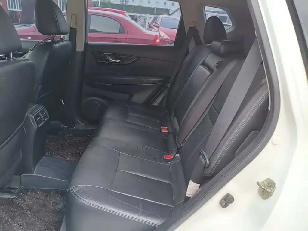 Nissan X-Trail — миниатюра 17