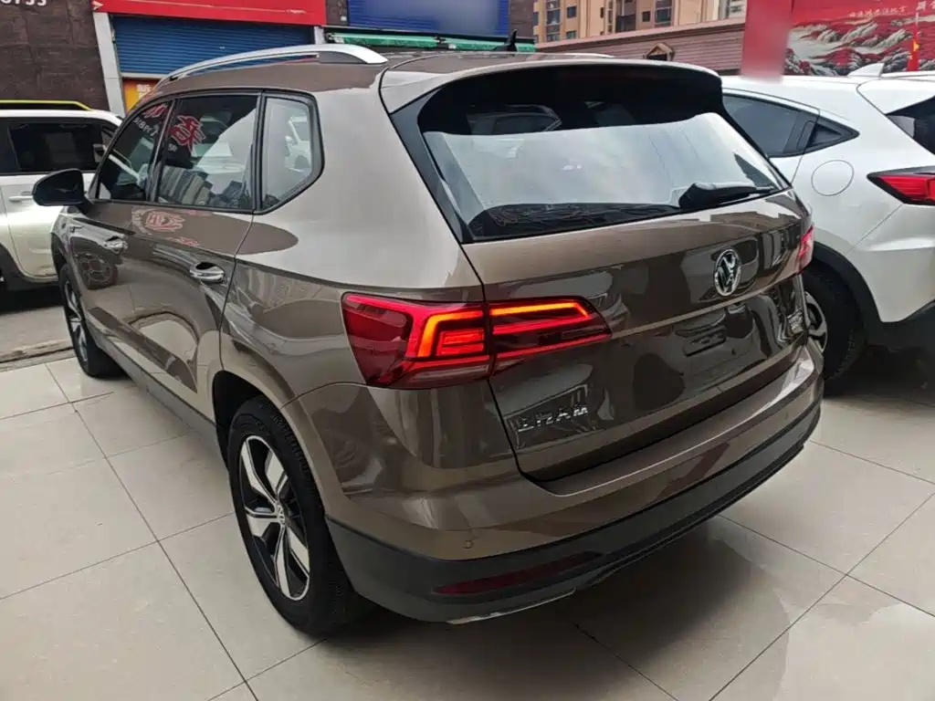 Volkswagen Tharu — миниатюра 5