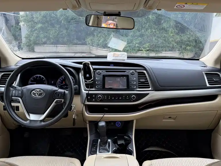 Toyota Highlander — миниатюра 4