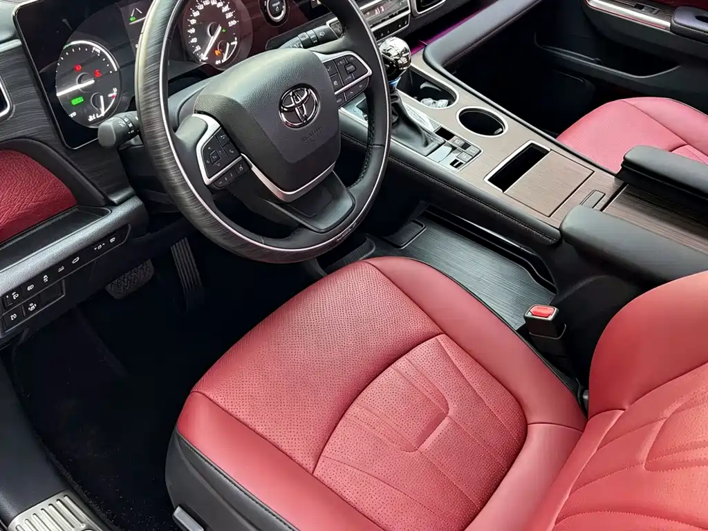 Toyota Granvia 2026 2.5L Luxury