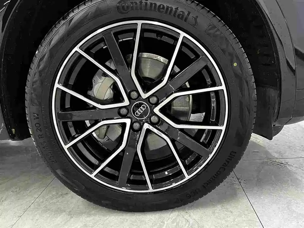 Audi Q5L — миниатюра 17
