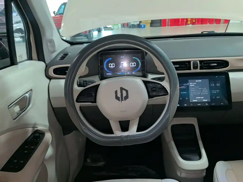 Leapmotor Leapmotor T03 — миниатюра 11