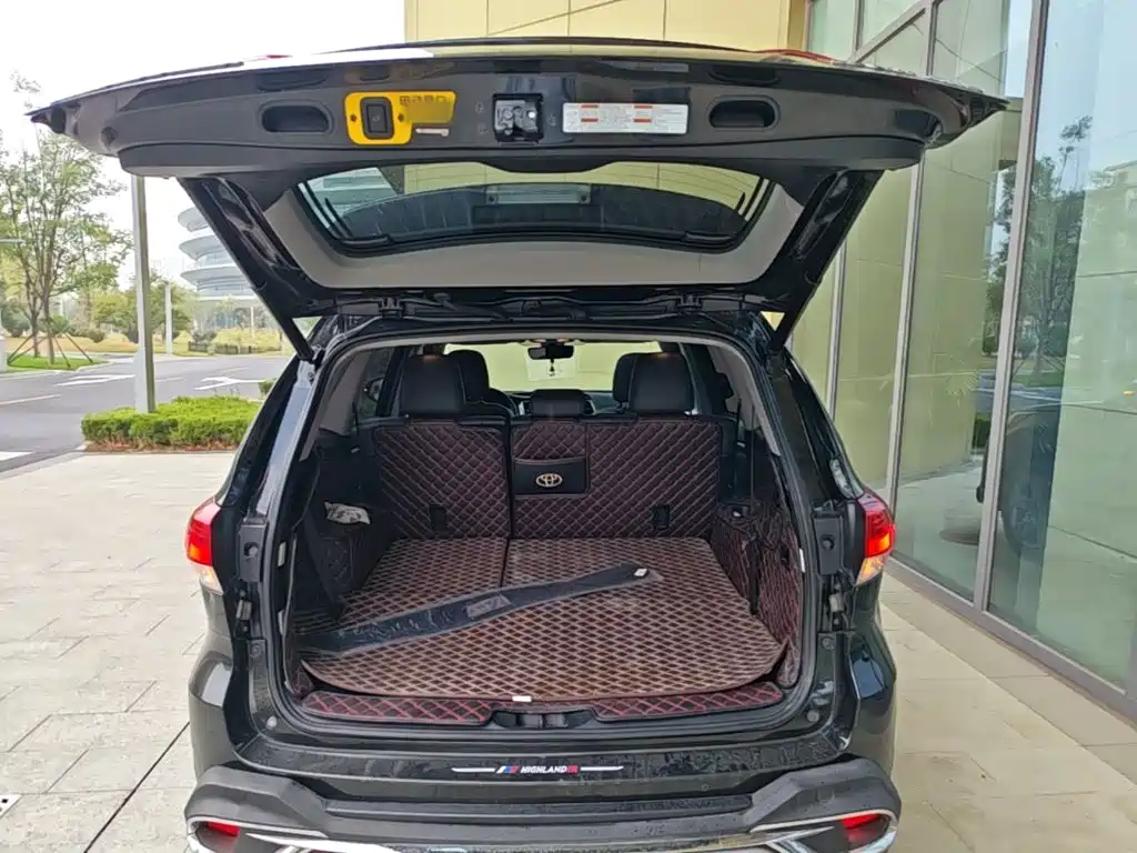 Toyota Highlander — миниатюра 19