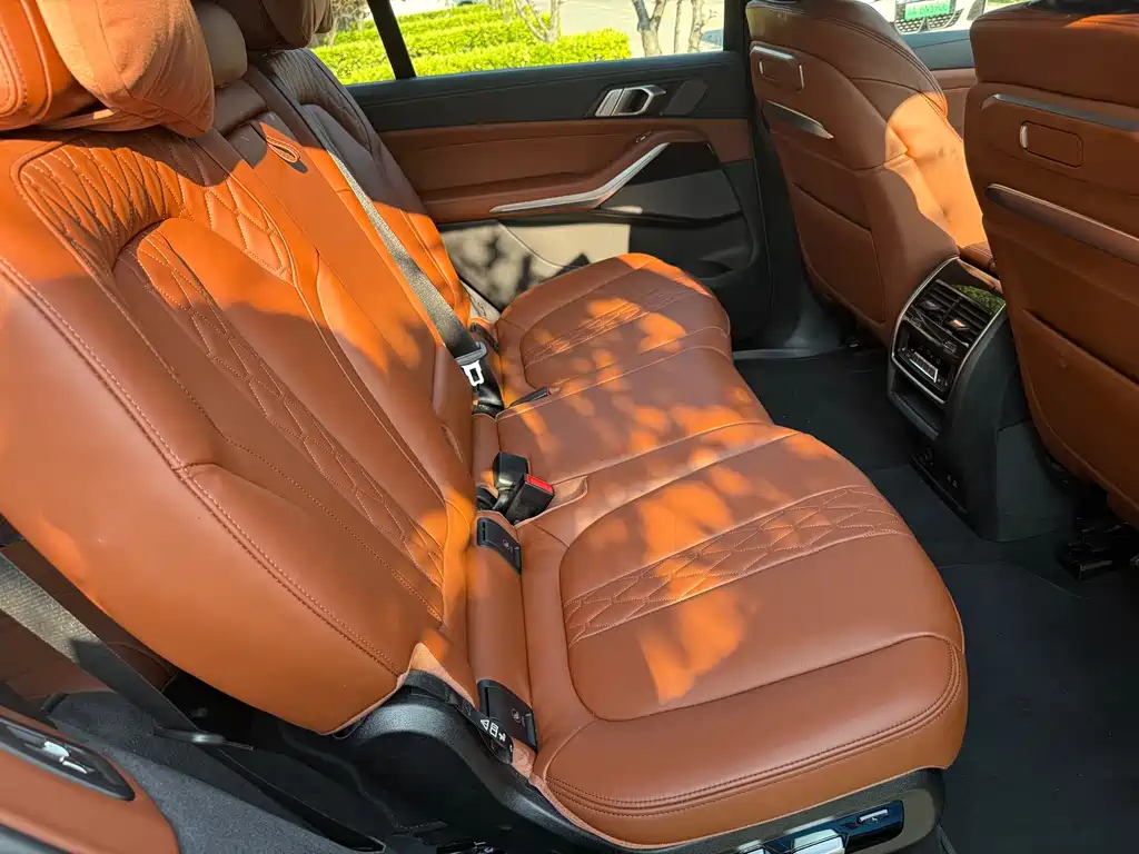 BMW X7 — миниатюра 12