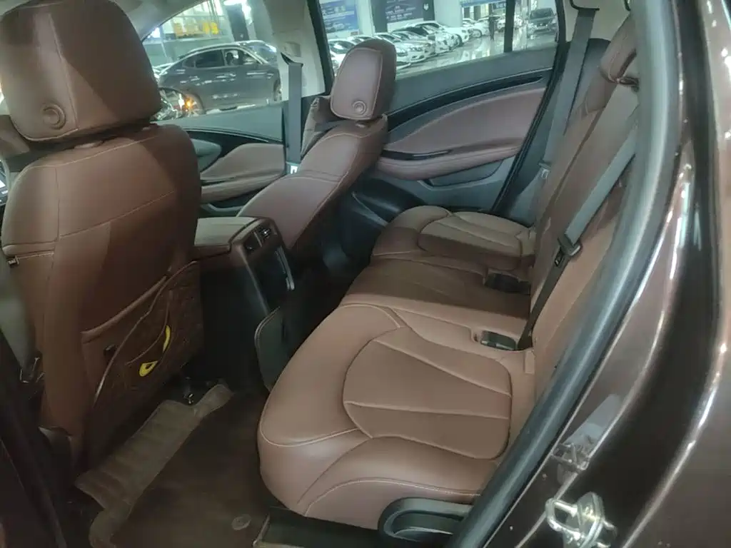 Buick Envision Plus — миниатюра 17