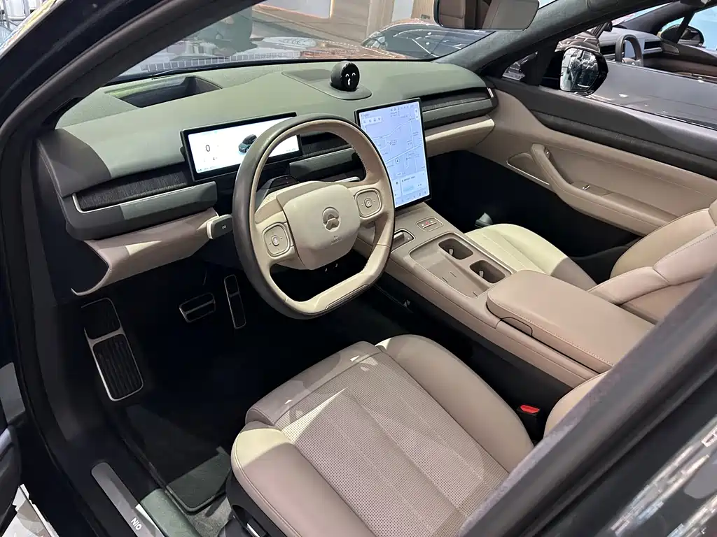 NIO ES8 — миниатюра 4