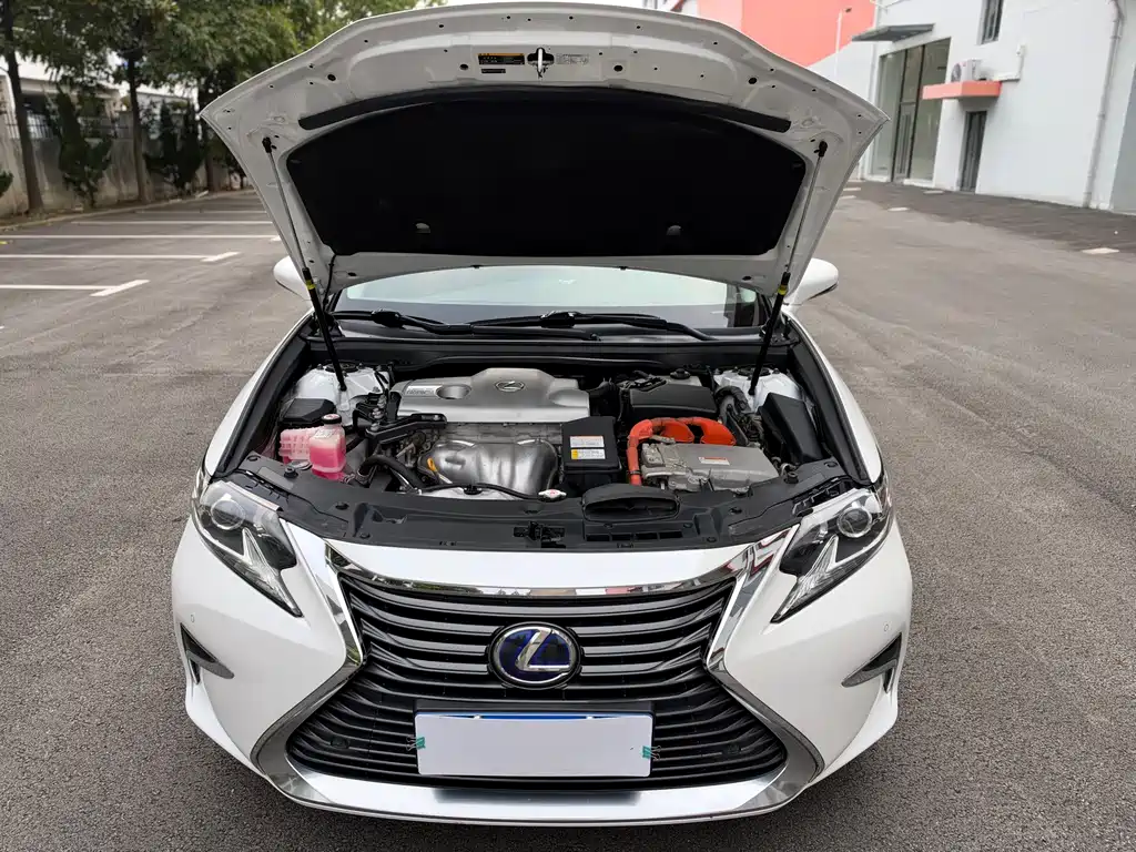 Lexus ES — миниатюра 20