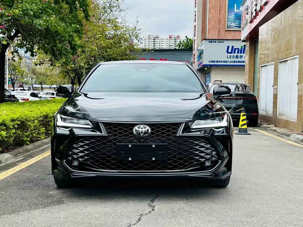 TOYOTA ASIAN DRAGON