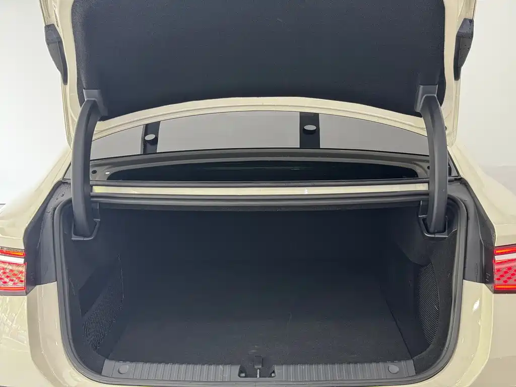 BYD Seal 07 DM-i — миниатюра 8