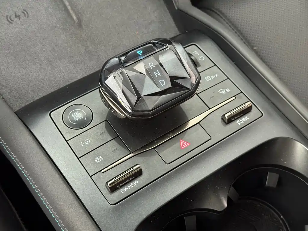 BYD Qin L — миниатюра 18