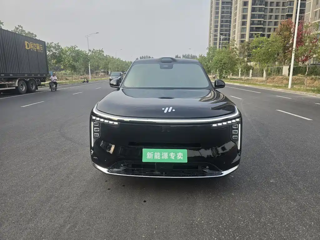 IM IM LS8 — миниатюра 2