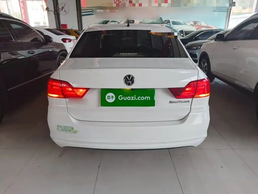 Volkswagen Santana — миниатюра 6