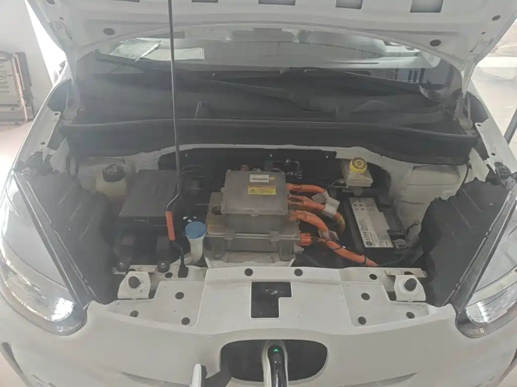 Roewe Clever — миниатюра 20