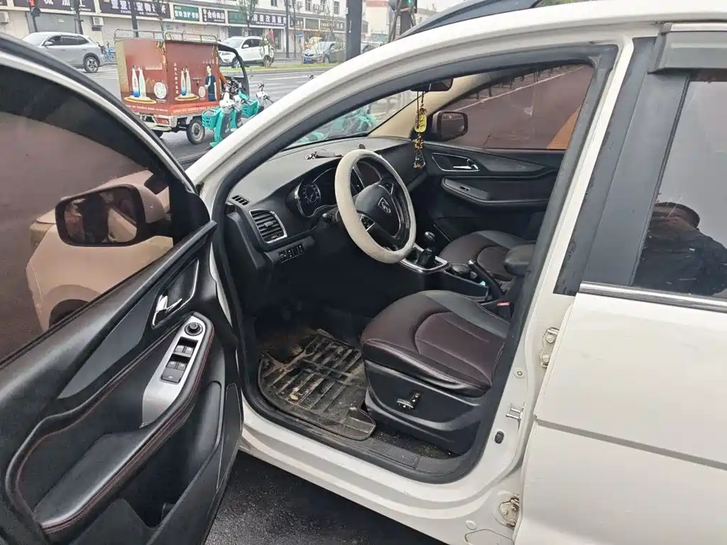Baojun 560 — миниатюра 17