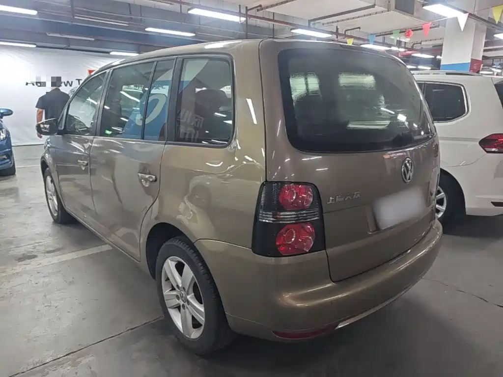 Volkswagen Touran — миниатюра 5