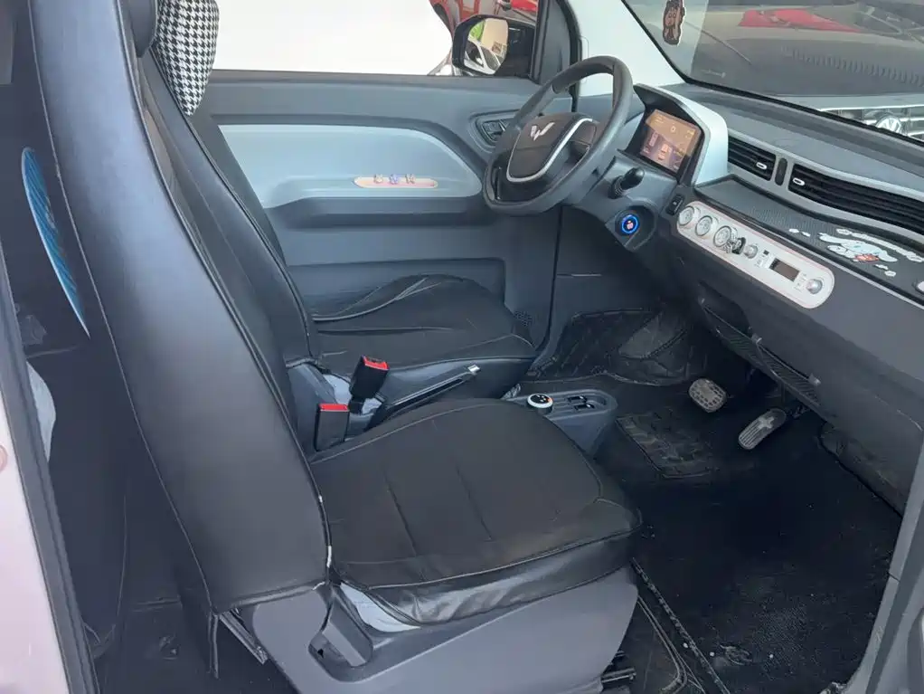 Wuling MINIEV — миниатюра 15