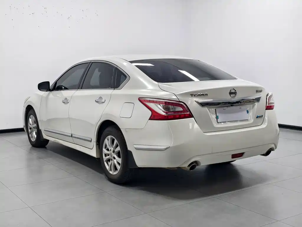 Nissan Teana — миниатюра 6
