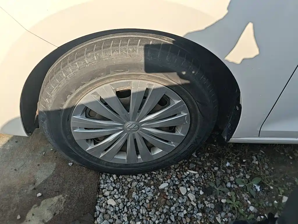 Volkswagen Santana — миниатюра 23