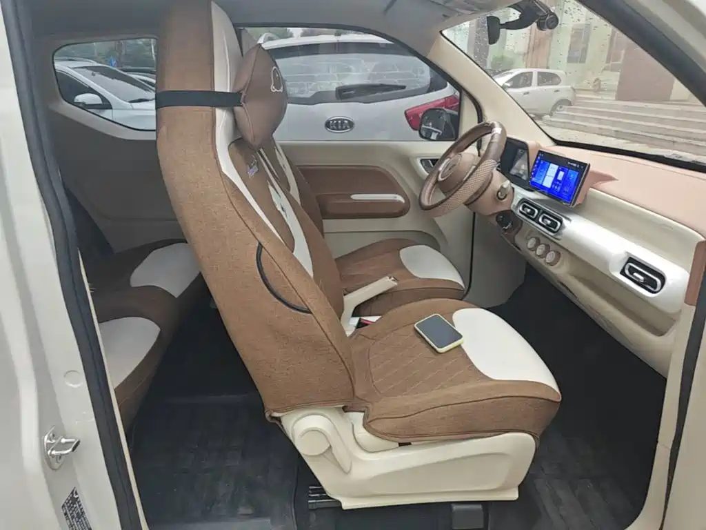 Wuling MINIEV — миниатюра 25