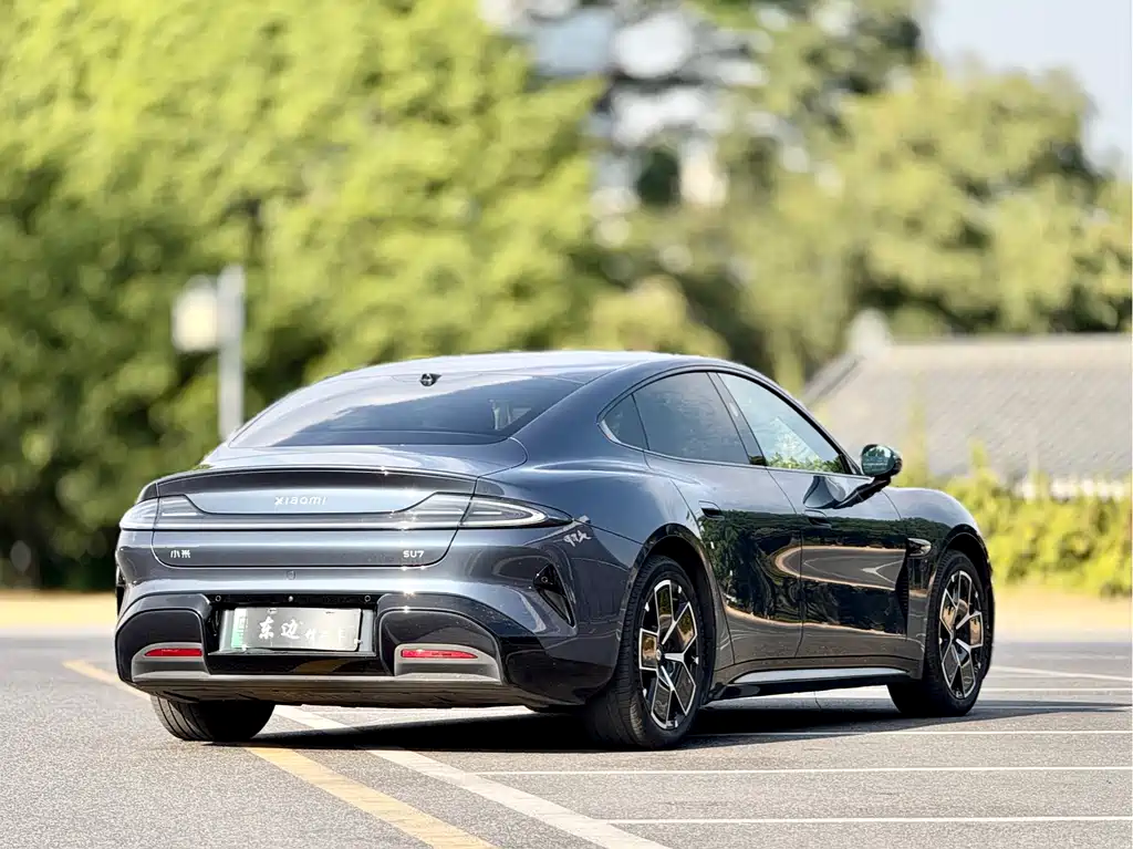 XIAOMI CAR XIAOMI SU7