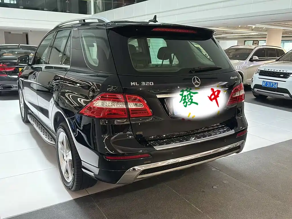 Mercedes-Benz M-Class — миниатюра 15
