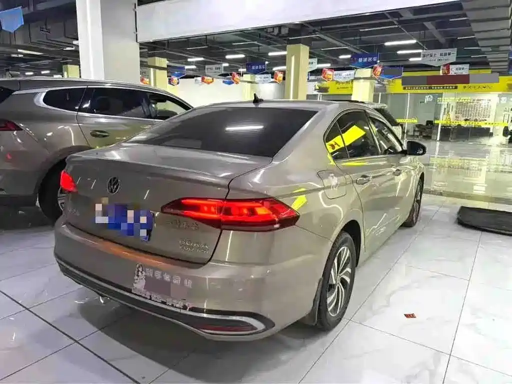 Volkswagen Bora — миниатюра 5