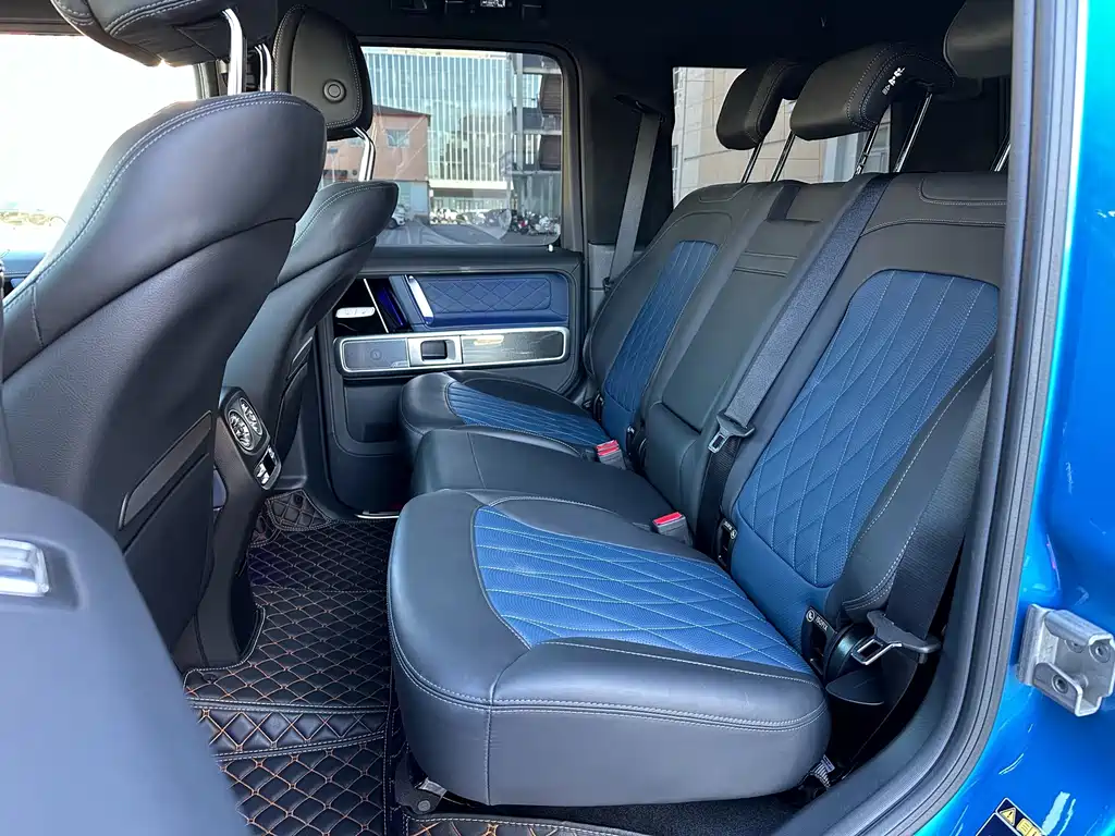 Mercedes-Benz G-Class — миниатюра 11