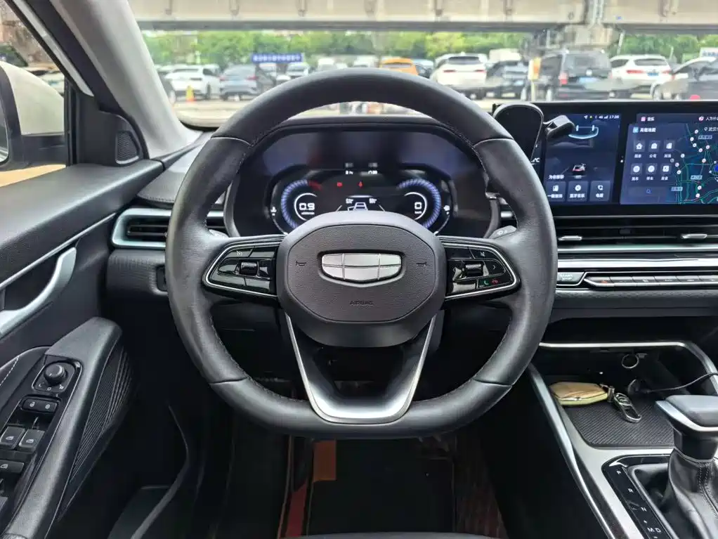 Geely Emgrand — миниатюра 9
