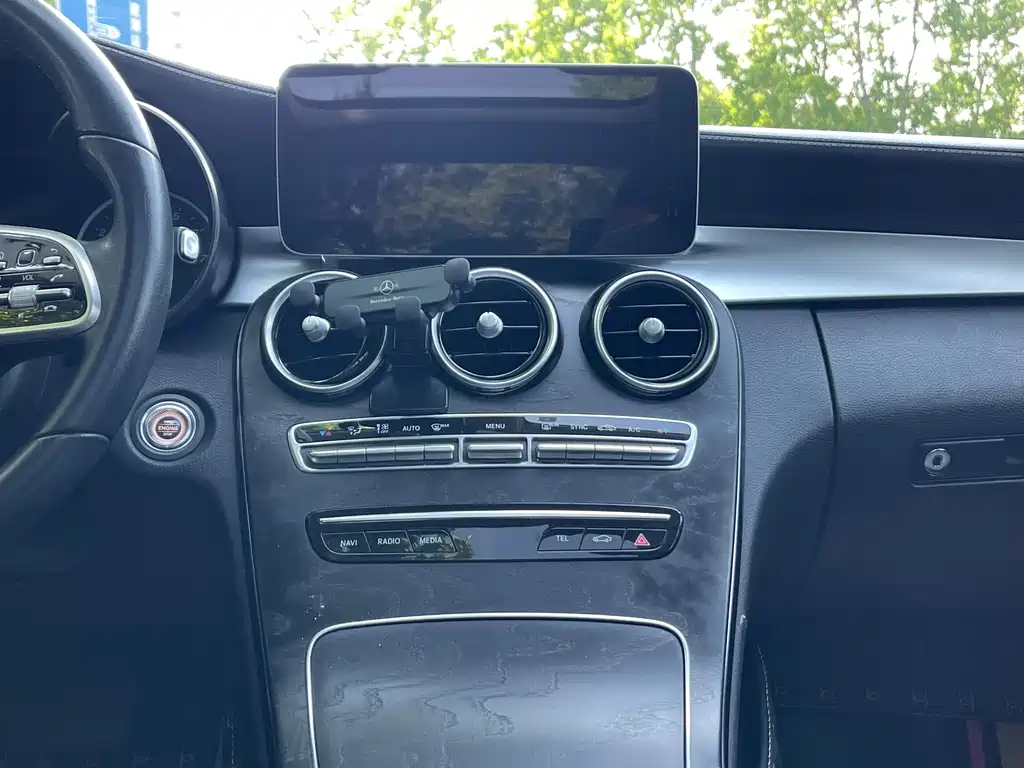 Mercedes-Benz C-Class - фото 14