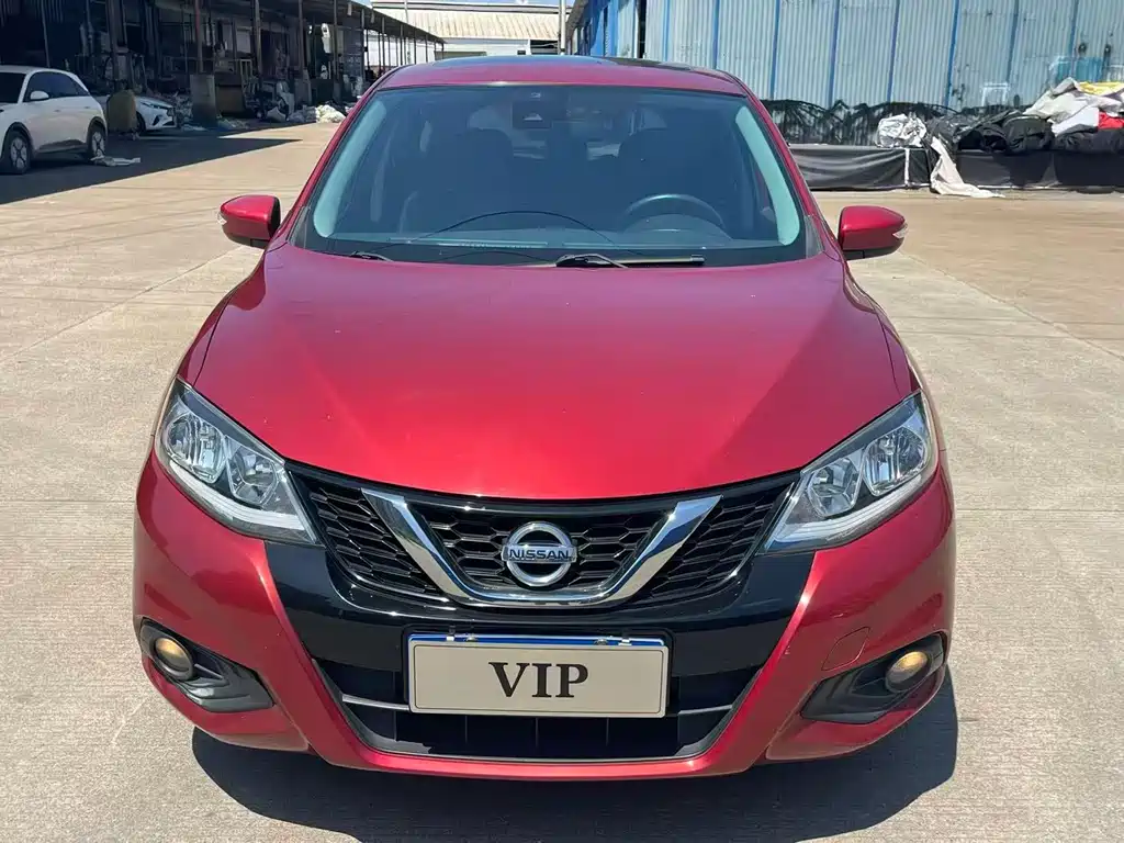 Nissan Tiida — миниатюра 2