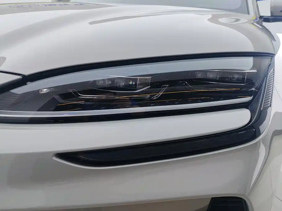 BYD PLUS New Energy — миниатюра 5