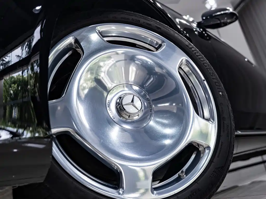 Mercedes-Benz S-Class — миниатюра 7