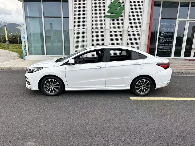 Chery Arrizo GX — миниатюра 8