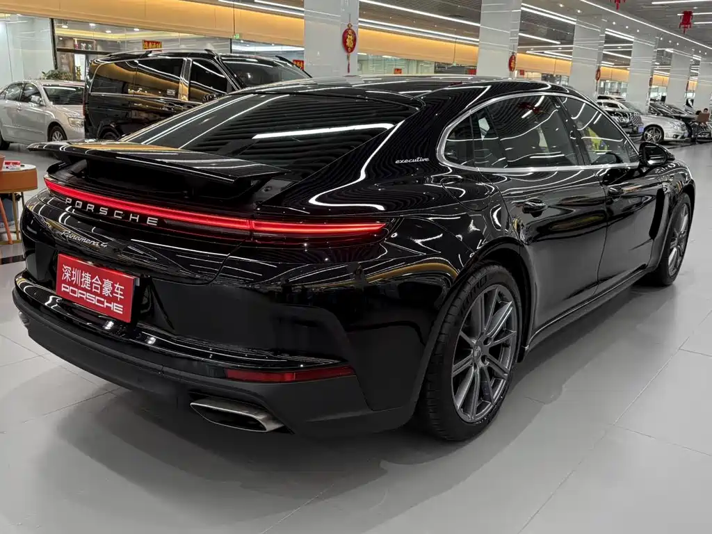 Porsche Panamera 2026 Panamera 4 Executive Long Wheelbase 2.9T